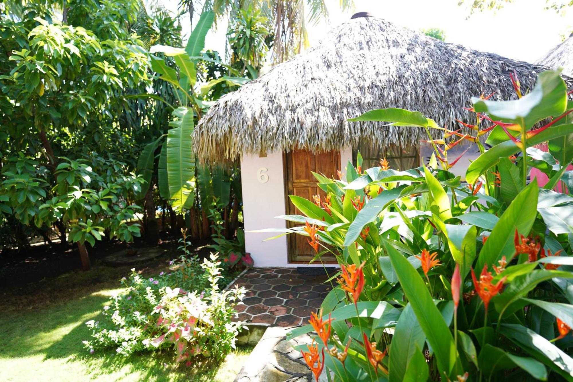 Hotel Mariposa León Exterior foto